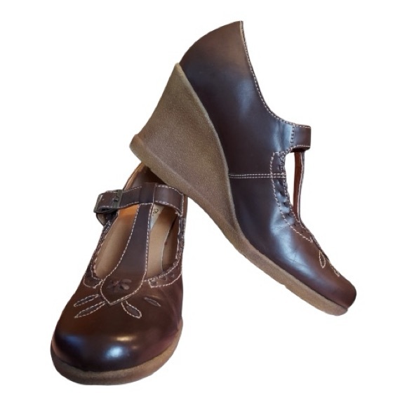 Vintage 90s SM New York Brown Retro Cottagecore T-Strap Wedge Heel Shoes 8 - Picture 3 of 10